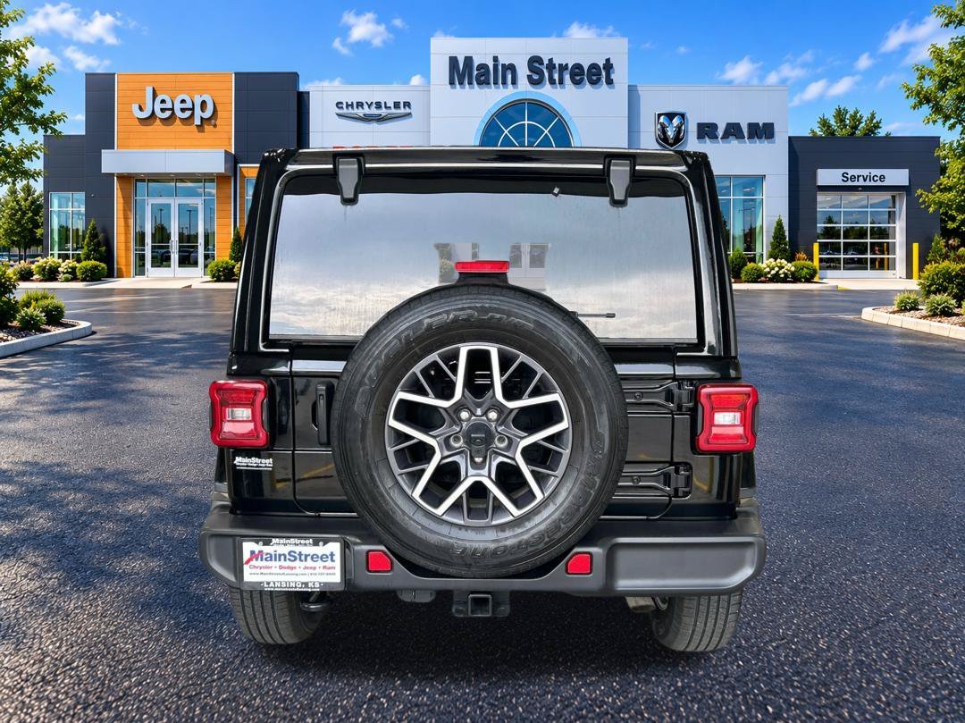 Used 2024 Black Jeep Sahara image 4