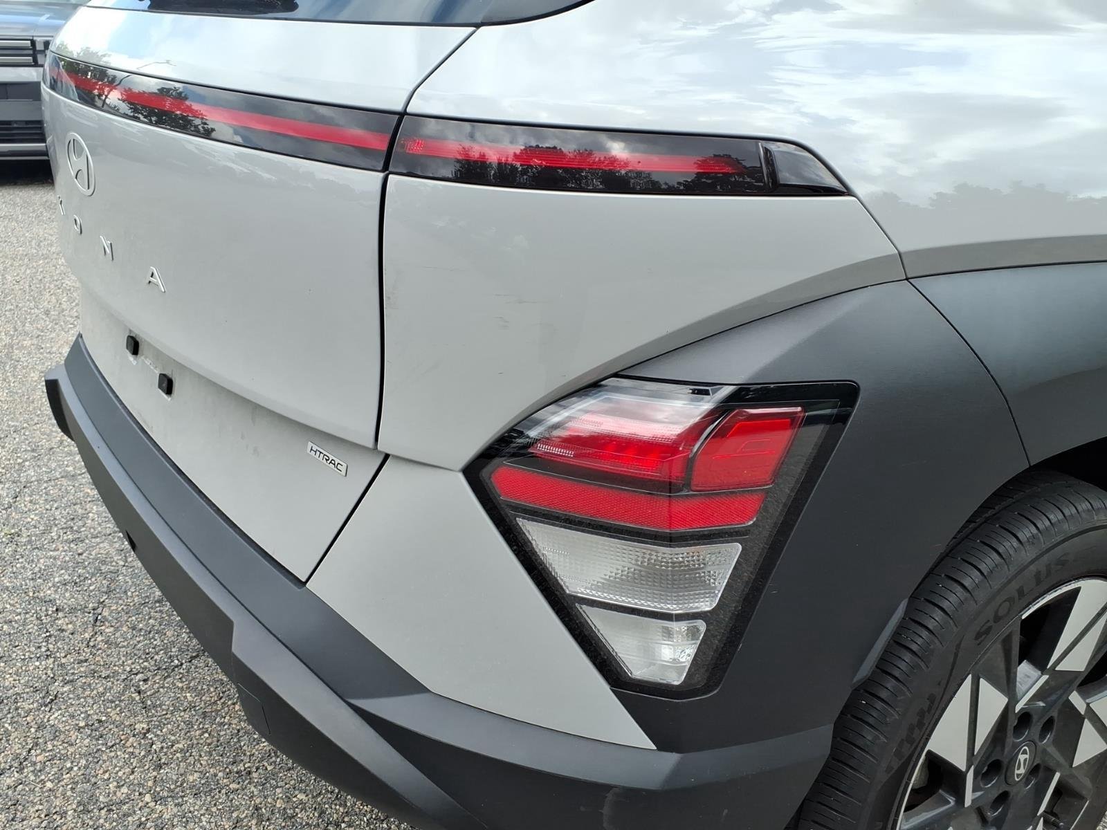 2024 Hyundai Kona SEL - Photo 13