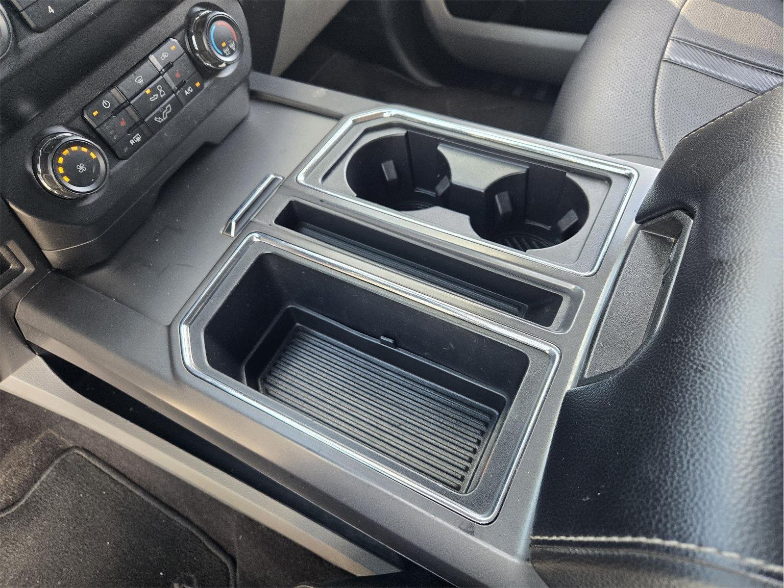 Used 2020 Iconic Silver Ford XLT image 17