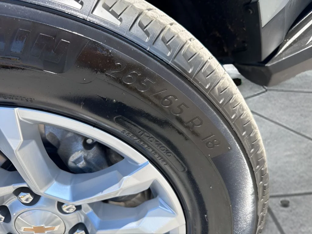 Used 2025 Gray Chevrolet LT image 37