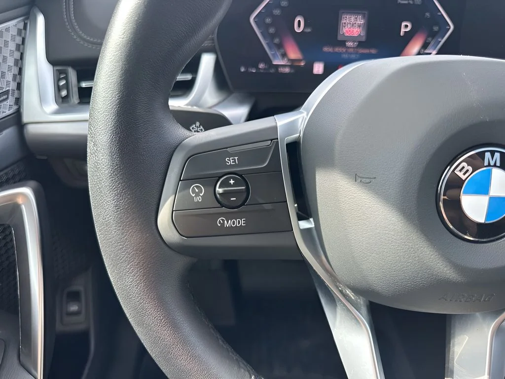 Used 2023 Silver BMW xDrive28i image 14