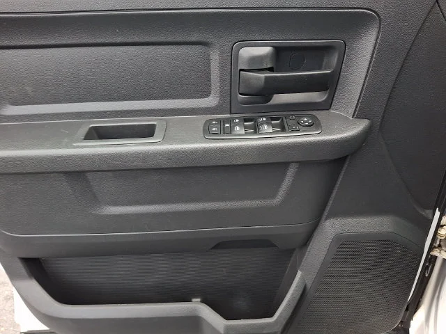 Used 2012 White Ram Express image 13