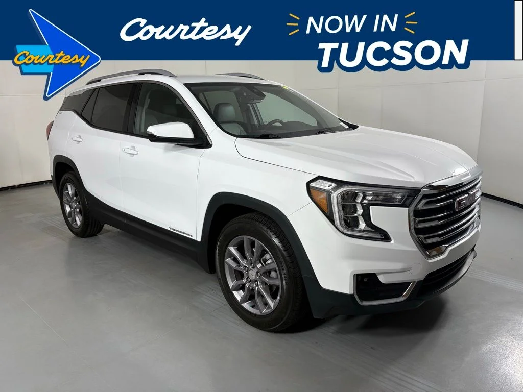 Used 2024 White GMC SLT image 1
