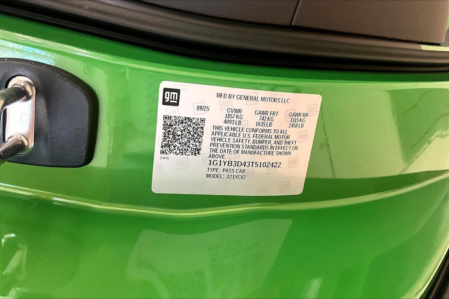 Used 2026 Roswell Green Metallic Chevrolet 2LT image 27