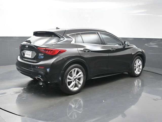 Used 2019 Black INFINITI LUXE image 7