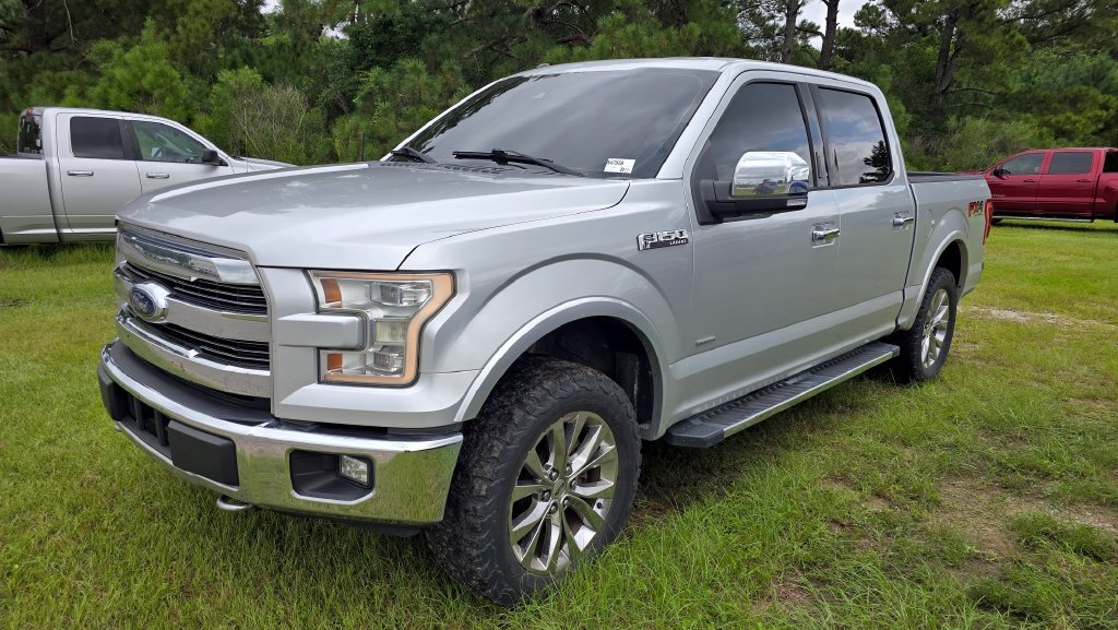 Used 2016 Silver Ford Lariat image 3