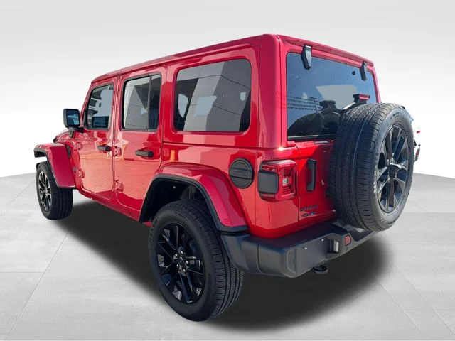 Used 2025 Red Jeep Sahara 4xe image 18
