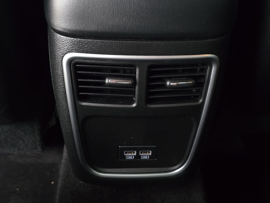 Used 2018 Gloss Black Chrysler Touring image 28
