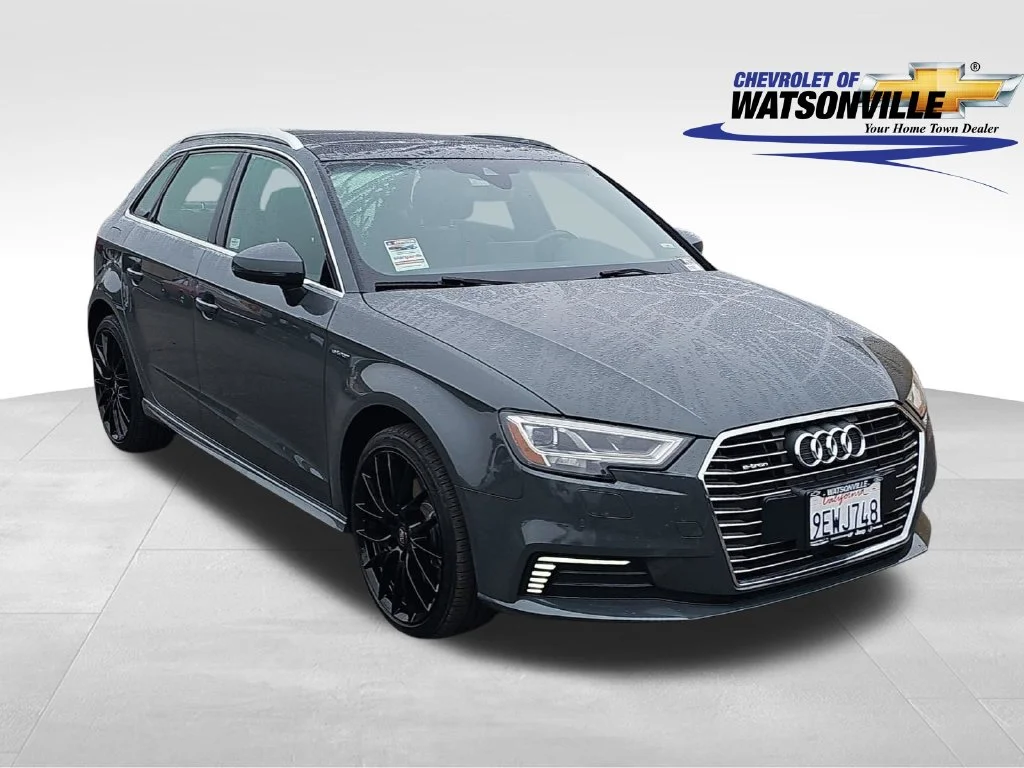Used 2017 Gray Audi 1.4T Premium image 1