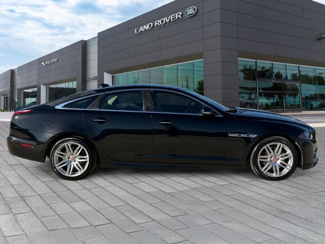 Used 2019 Santorini Black Metallic Jaguar R-Sport image 6