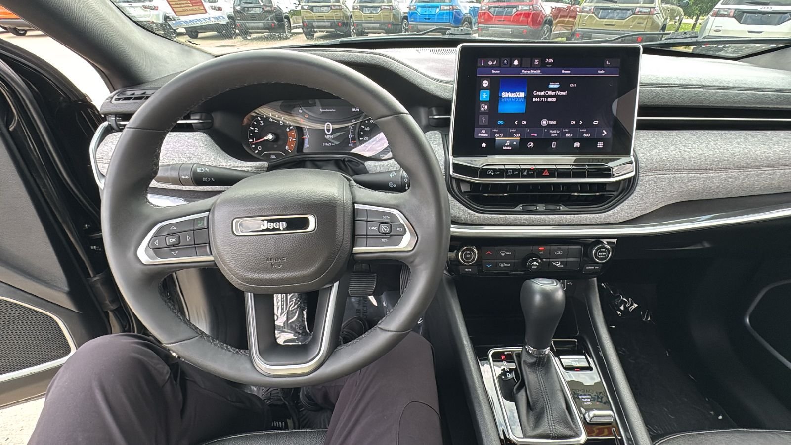 Used 2023 Black Jeep Latitude Lux image 23
