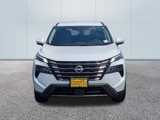 New 2026 Everest White Pearl TriCoat Nissan SV image 3