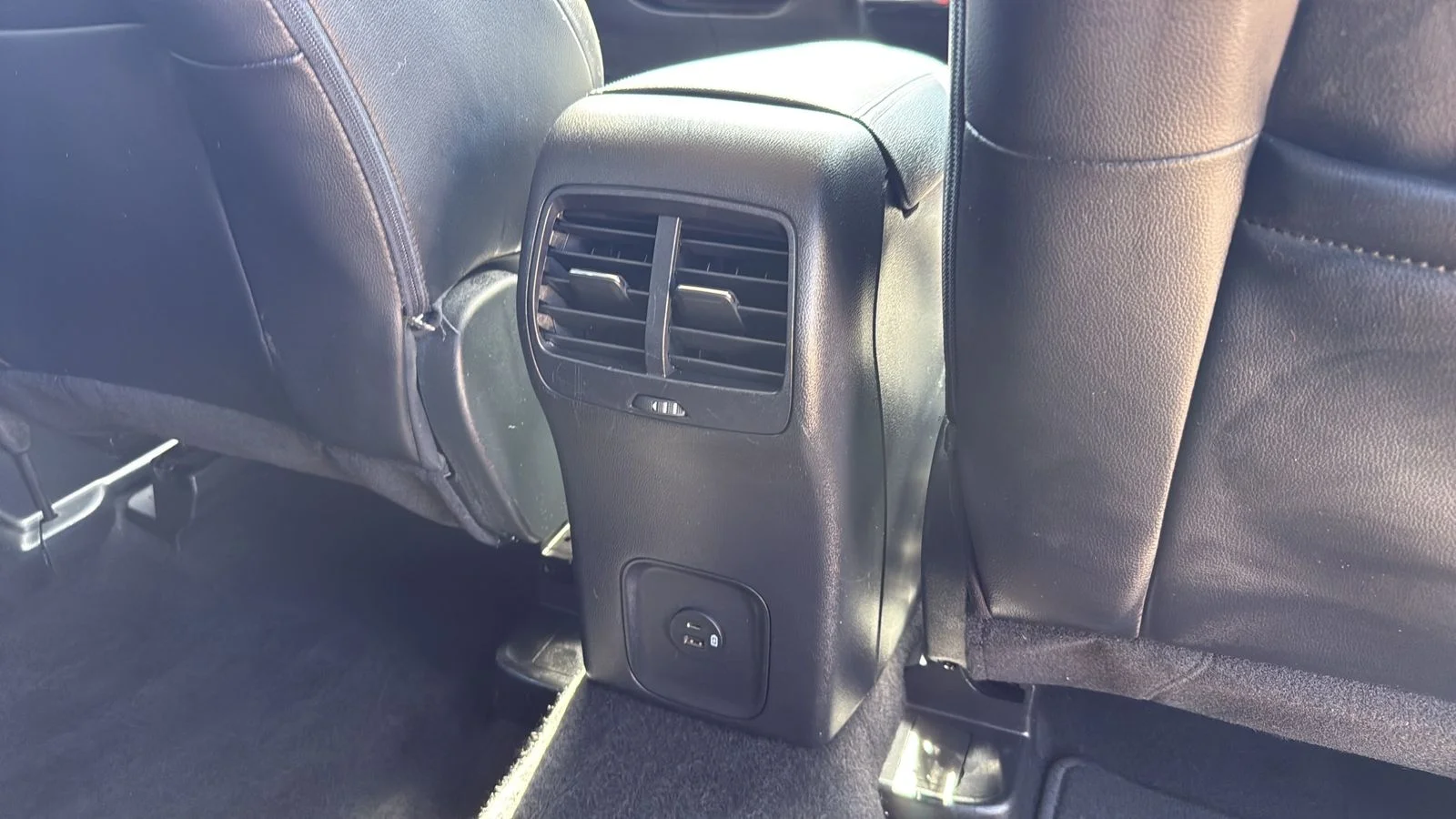 Used 2021 Gray Ford SEL image 27