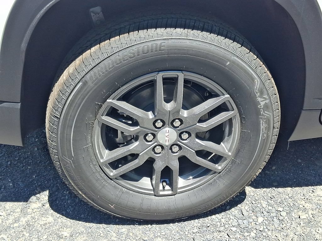 New 2026 Summit White GMC Elevation image 5