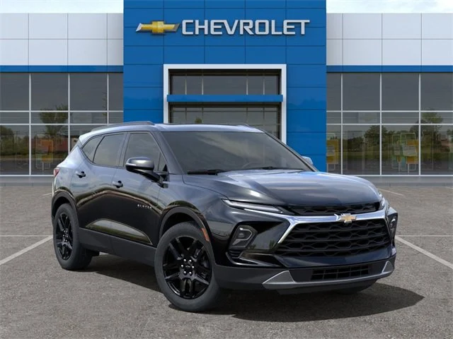 Used 2025 Black Chevrolet 3LT image 7