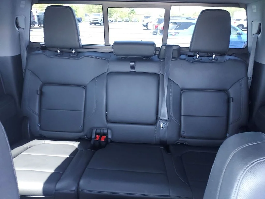 Used 2022 Blue Chevrolet LTZ image 13