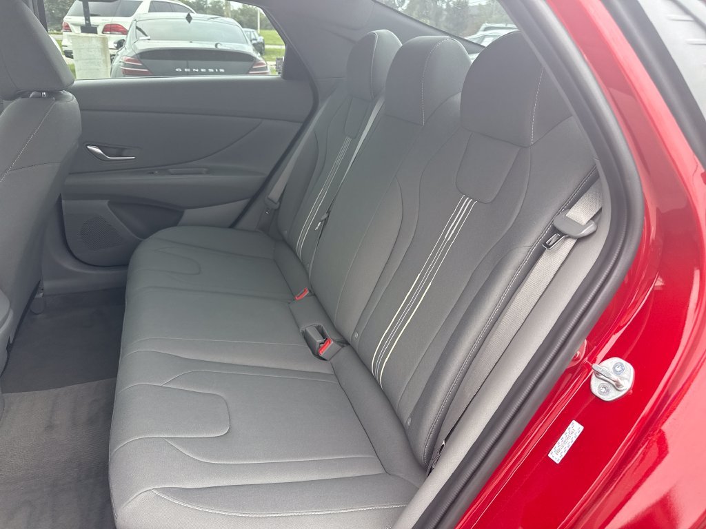 Used 2023 Red Hyundai SEL image 14