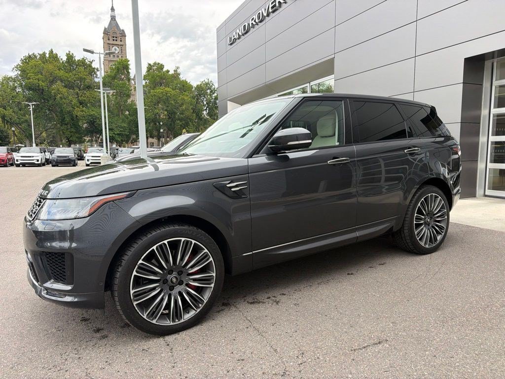 Used 2021 Carpathian Gray Premium Metallic Land Rover Autobiography image 11