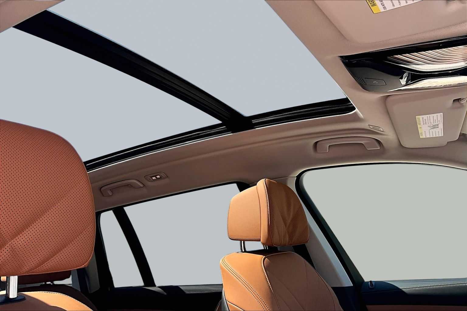 2025 BMW X7 40i - Photo 13