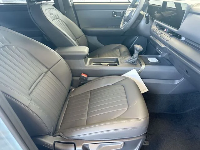 New 2027 Frost Blue / Black Roof Kia X-Line S image 26