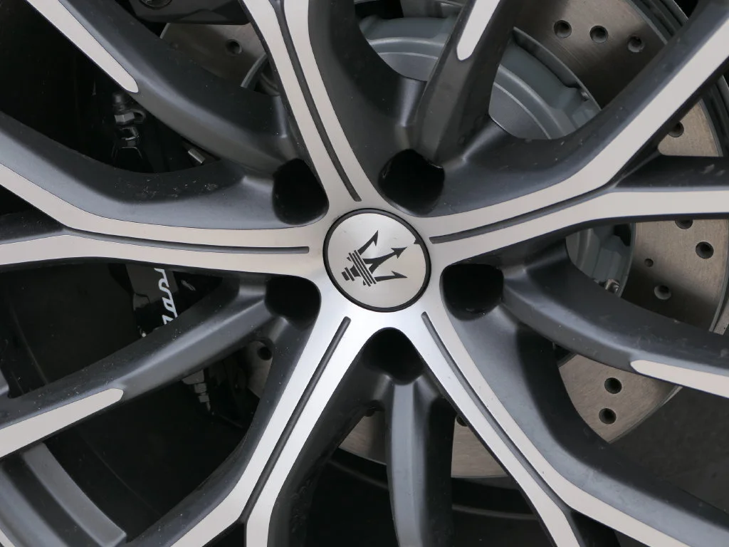 2026 Maserati Grecale Modena V6 - Photo 9