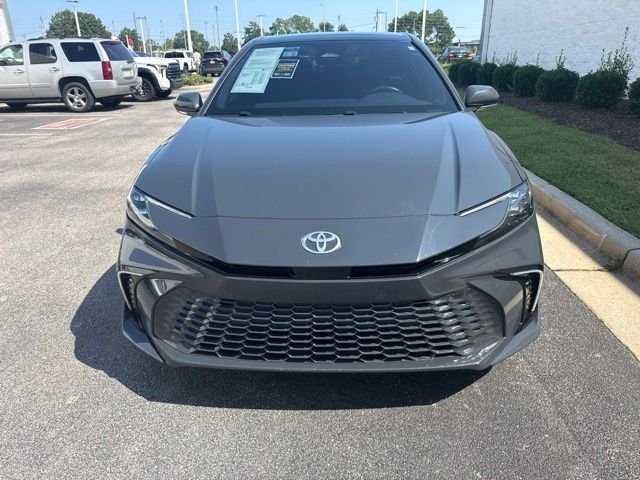 Used 2025  Toyota XSE image 2