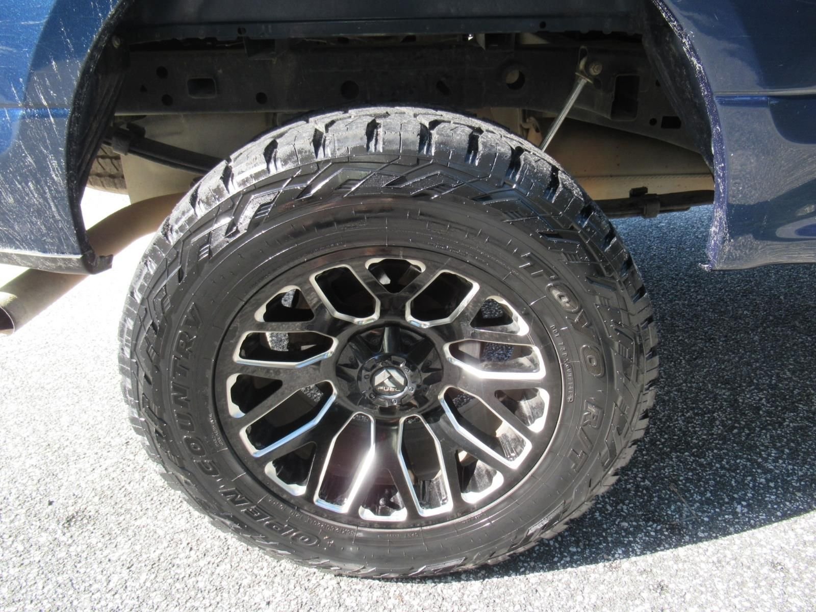 Used 2018 Blue Ford XLT image 9