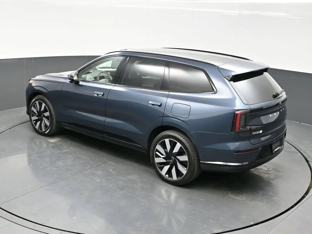 New 2025 Denim Blue Volvo Ultra image 24