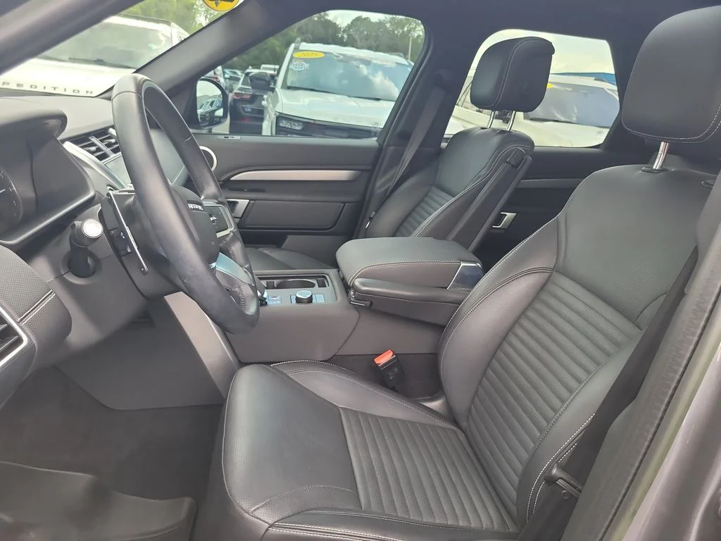 Used 2023 Gray Land Rover S R-Dynamic image 20