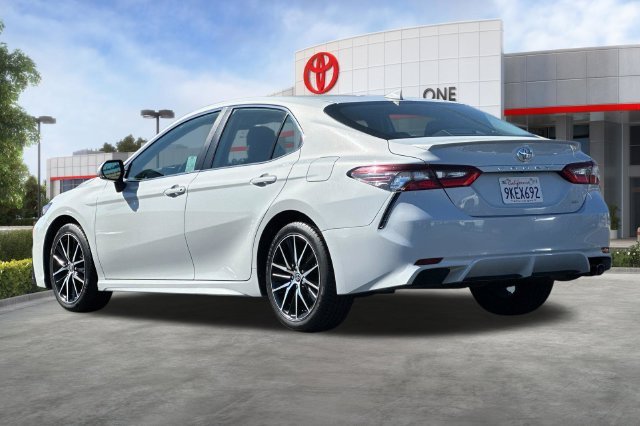 Used 2024 White Toyota SE image 7