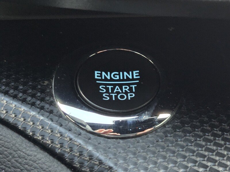 Used 2022 White Metallic FORD ST 4WD image 31