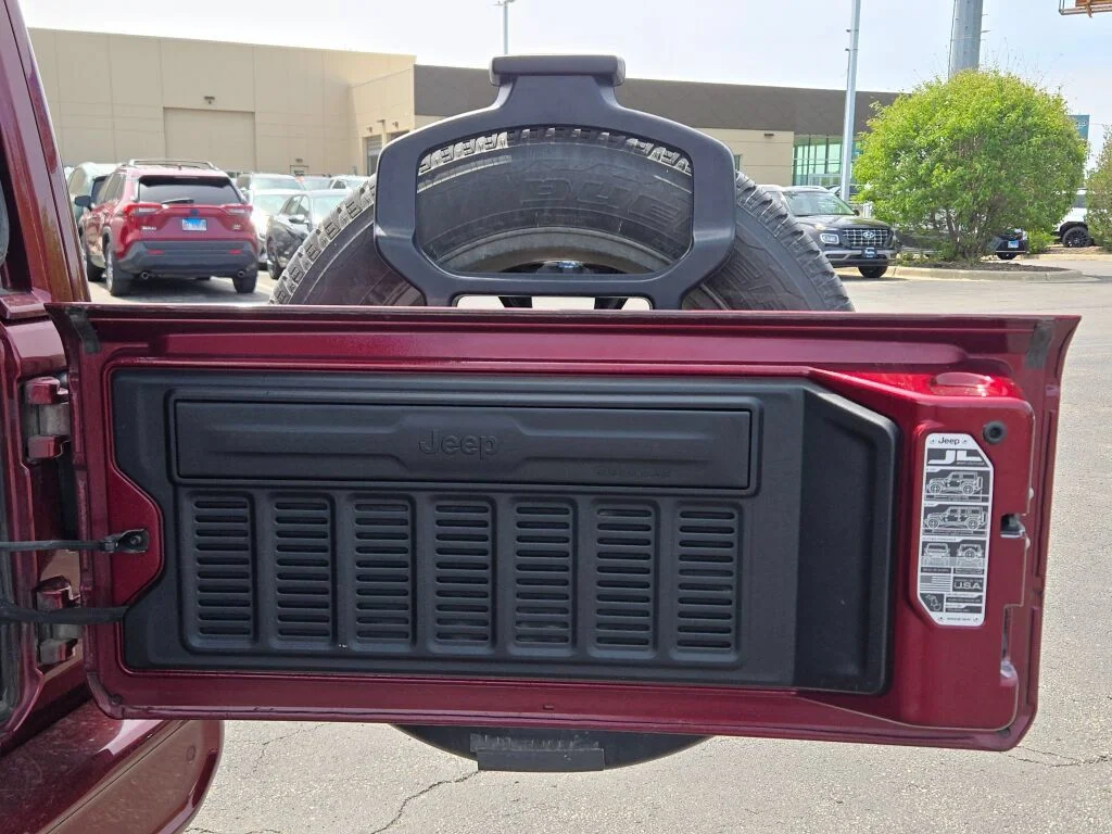 Used 2021 Red Jeep Unlimited Sahara High Altitude image 17