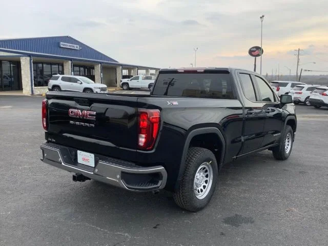 2026 GMC Sierra 1500 Pro - Photo 7