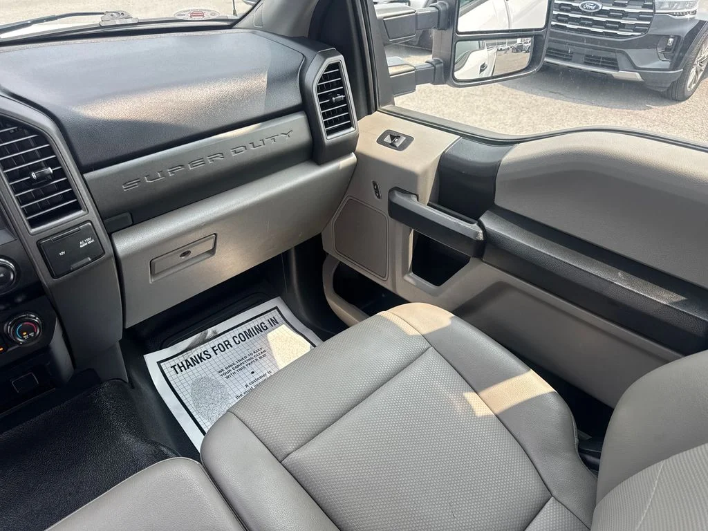 Used 2021 Oxford White Ford XL image 11