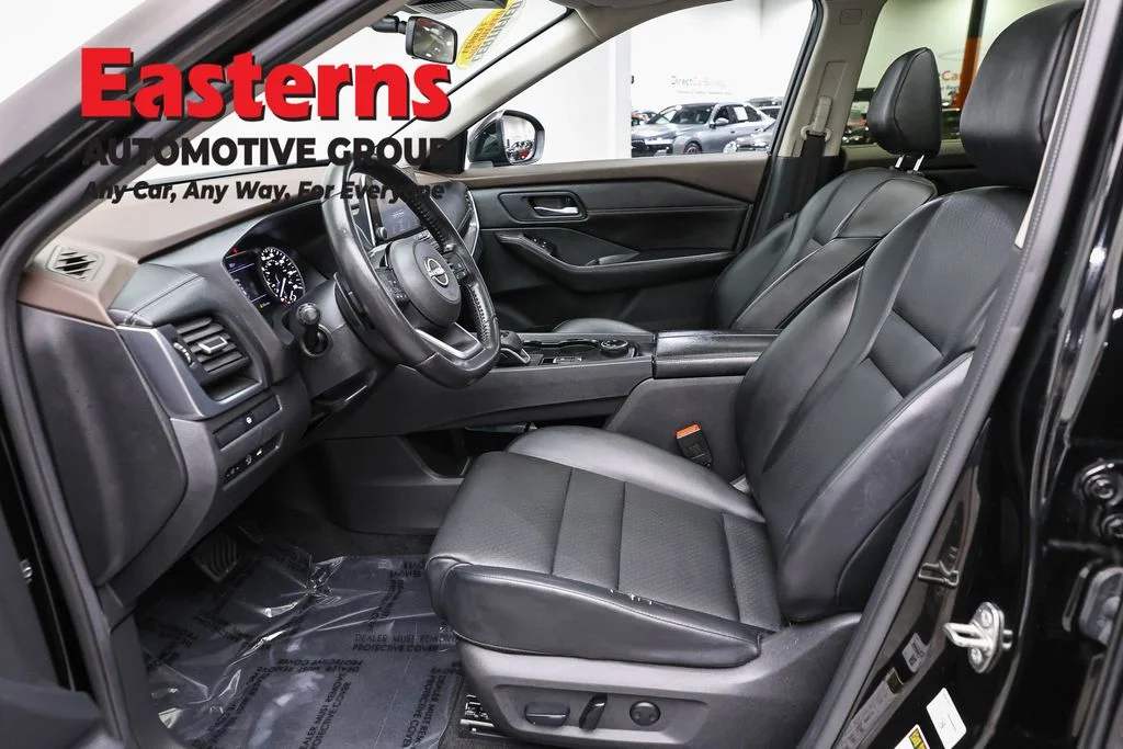Used 2023 Black Nissan SV image 14
