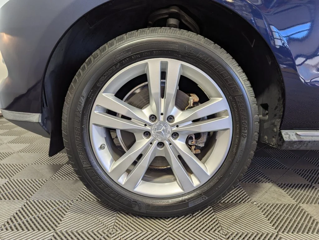 Certified Used 2013 Blue Mercedes-Benz ML 350 image 19