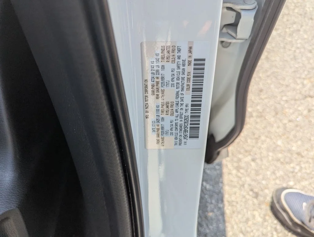 Certified Used 2024 White Metallic Mazda 2.5 S Select Package image 10