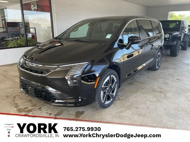 2027 Chrysler Pacifica Limited AWD's photo