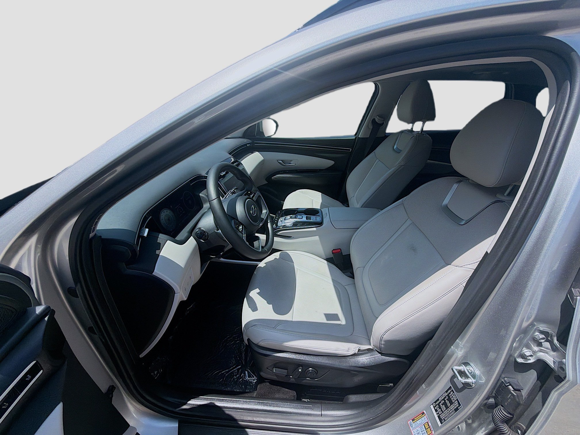 Used 2024 Shimmering Silver Hyundai Limited image 16