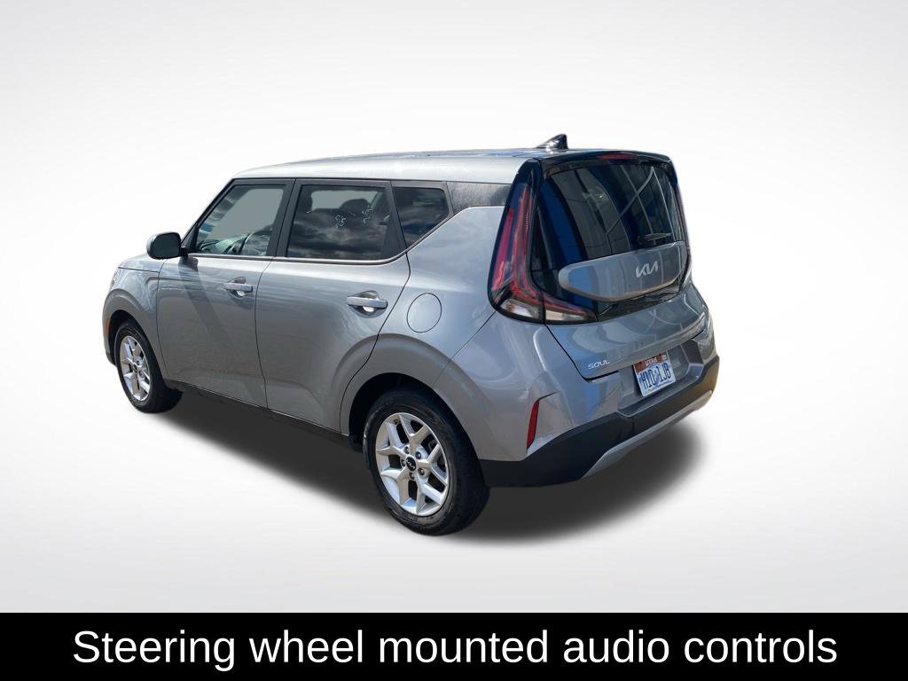 2025 Kia Soul LX - Photo 6