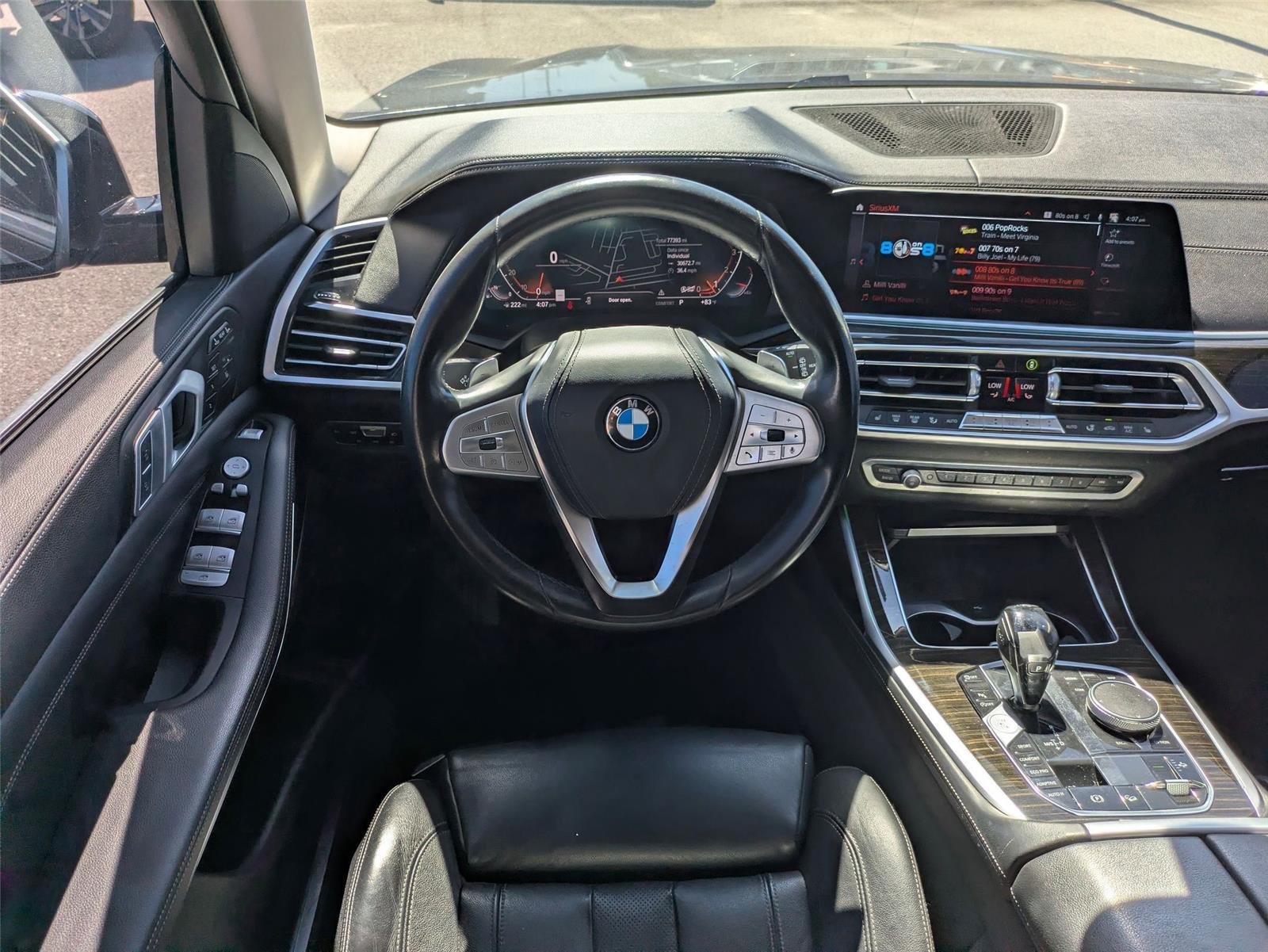 Used 2019 Phytonic Blue Metallic BMW xDrive40i image 31