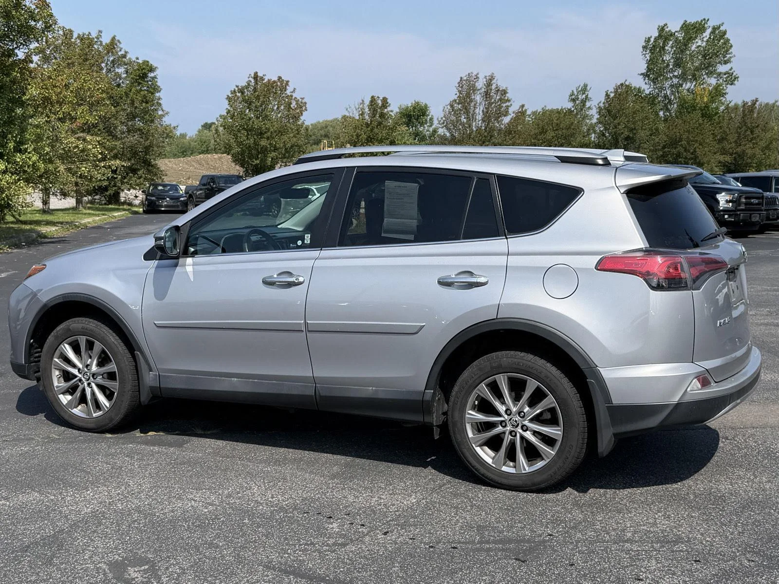Used 2017 Silver Sky Metallic Toyota Limited image 5