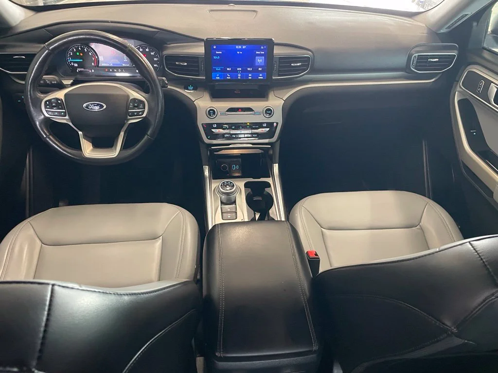 Used 2021 White Ford XLT image 11
