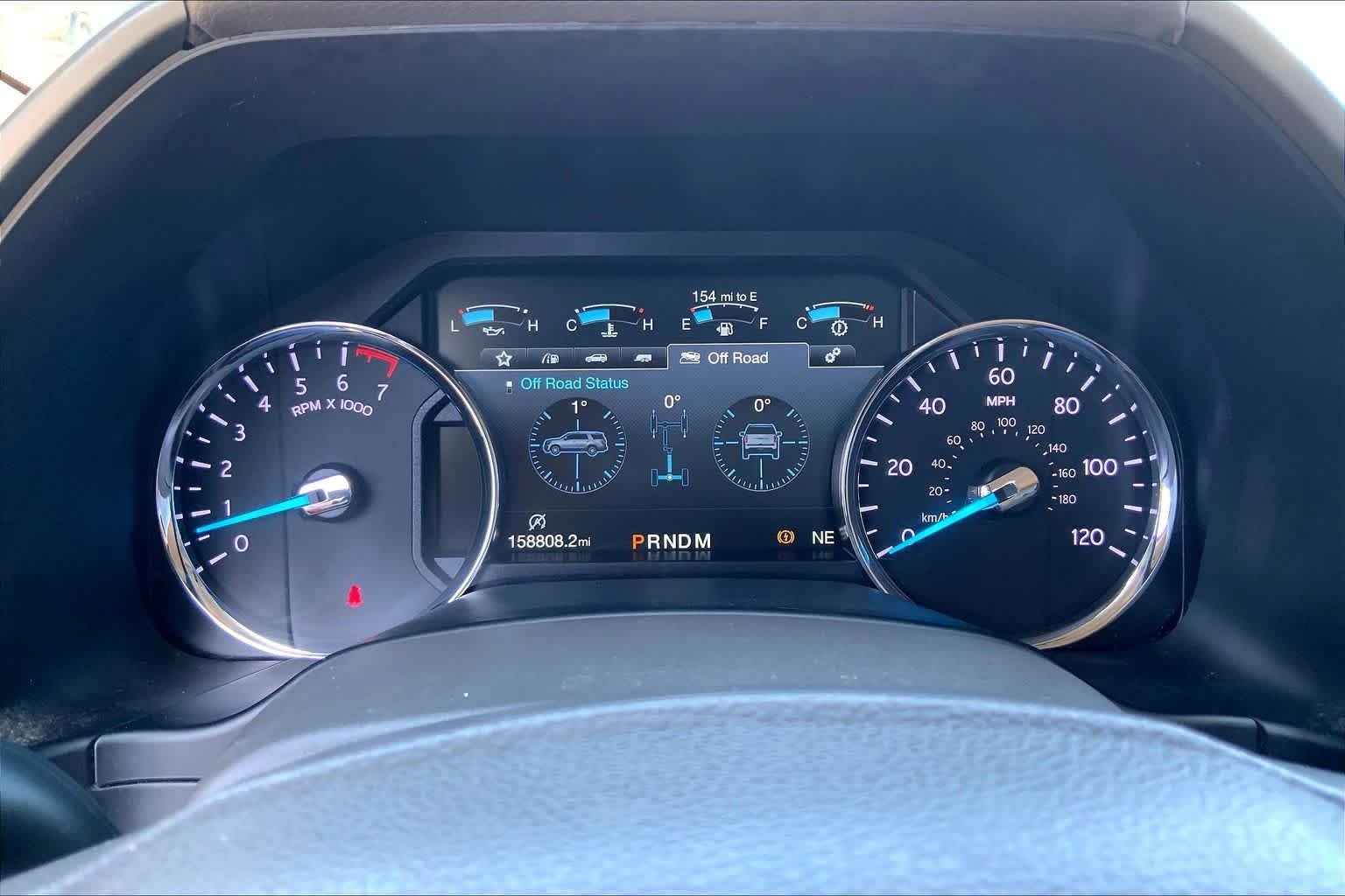 Used 2018 White Platinum Metallic Tri-Coat Ford XLT image 26