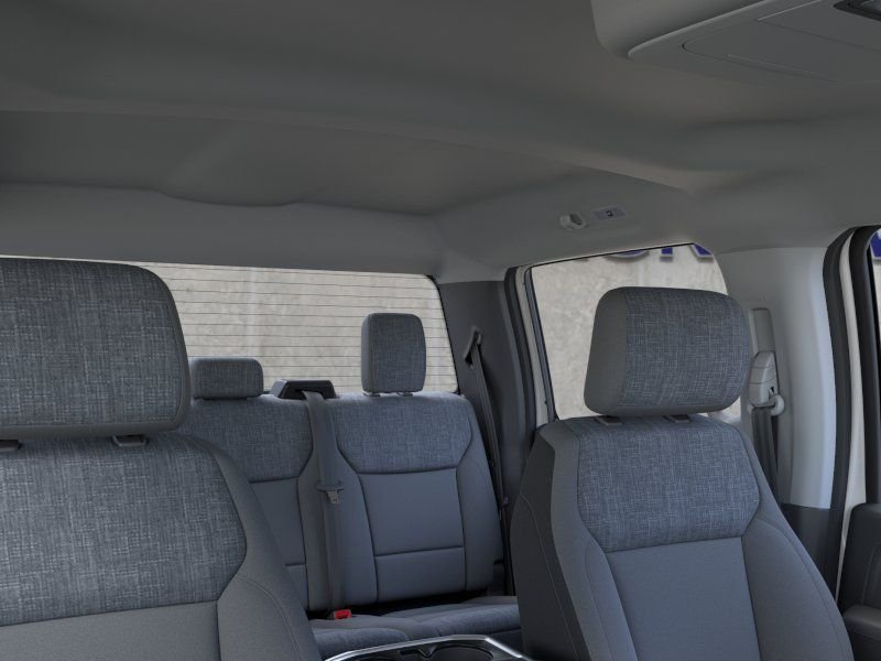 New 2026 Oxford White Ford XLT image 22