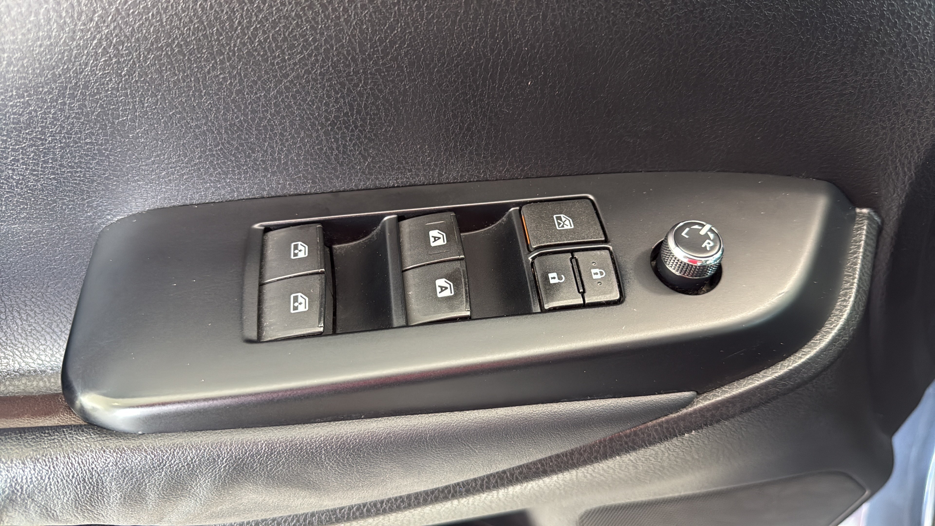 Used 2014 Attitude Black Metallic Toyota XLE image 12
