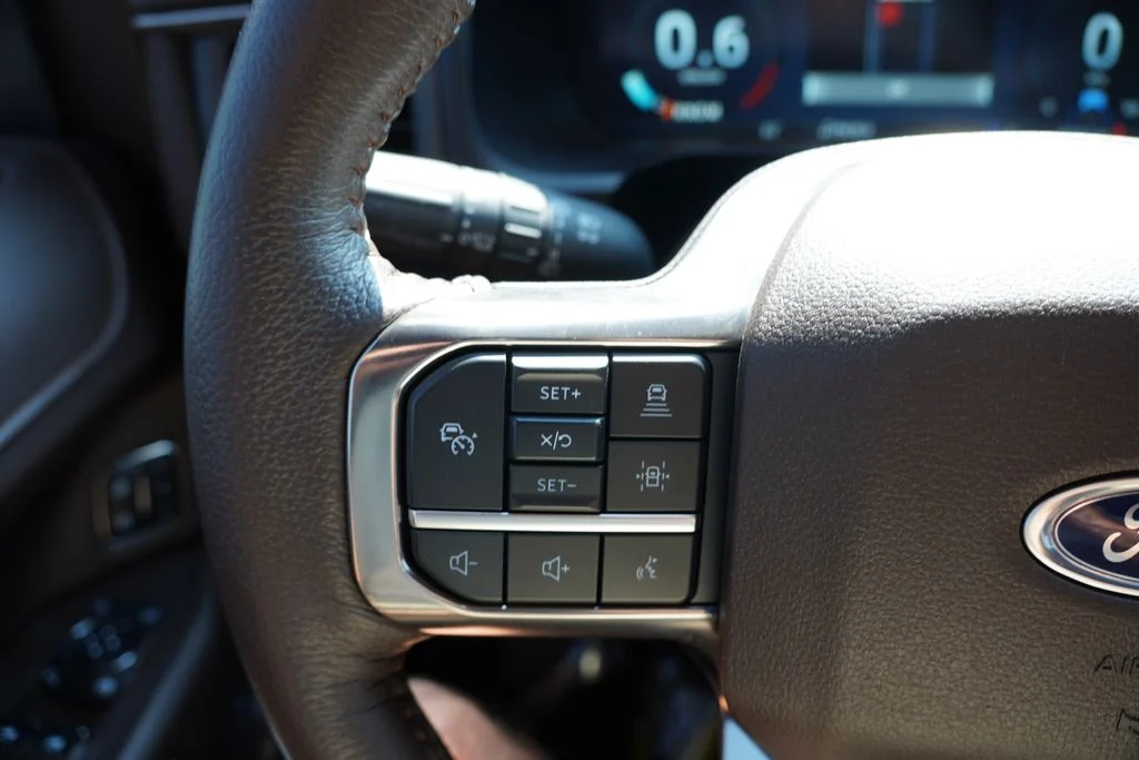 Used 2023 White Ford King Ranch image 40