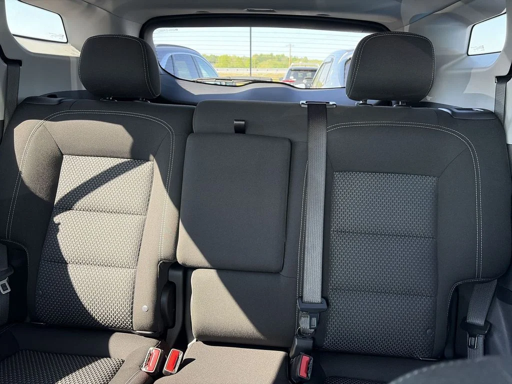 Used 2023 Blue GMC SLE image 23