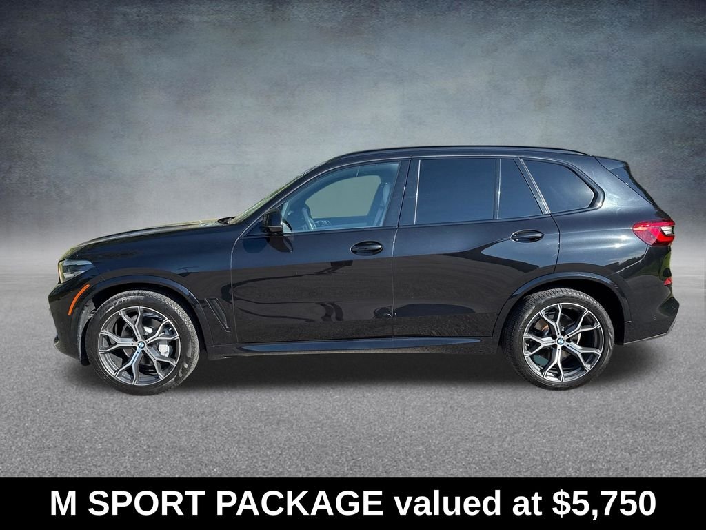 Used 2020 Black BMW xDrive40i image 2