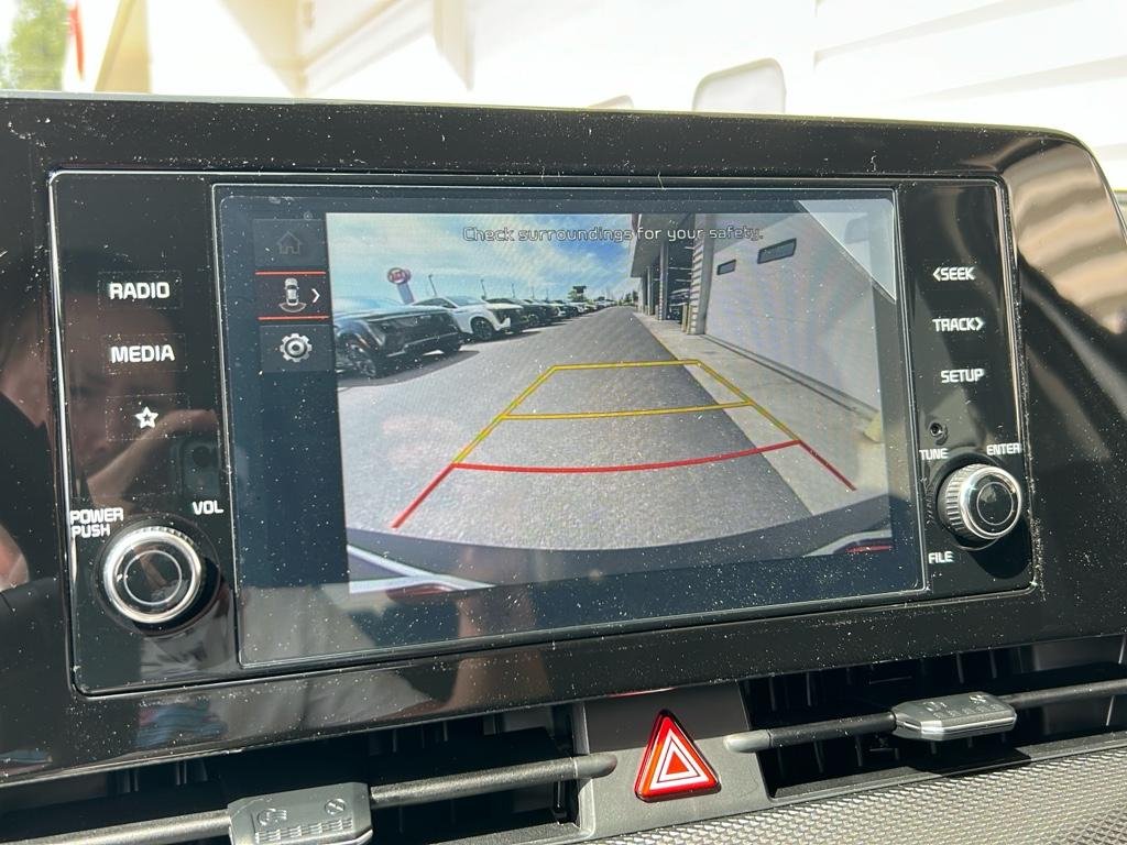 2025 Kia Sportage LX Hybrid - Photo 20